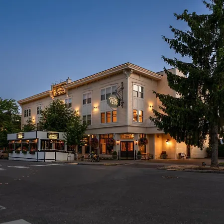 Fairhaven Village Inn-2